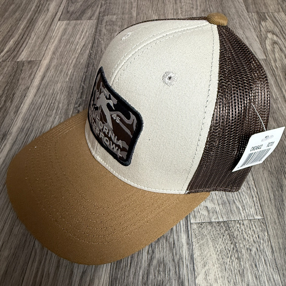 California Waterfowl Trucker Hat Camo Patch Mesh Back Brown White Outdoor Cap 19 - Picture 2 of 4